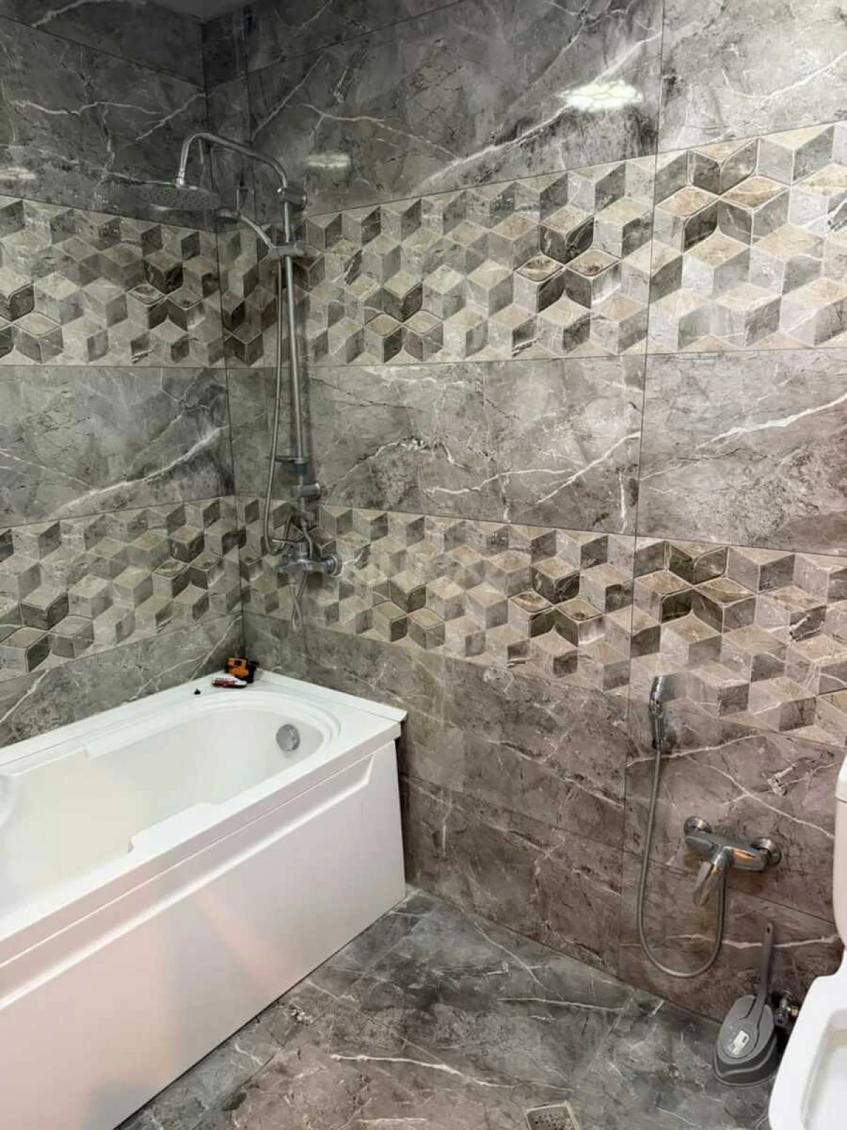 Kirayə verilir 3 otaqlı mənzil 110 m²