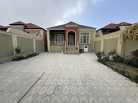 Satılır 4 otaqlı həyət evi 110 m² — Bakı 4 otaq 110.00 m²