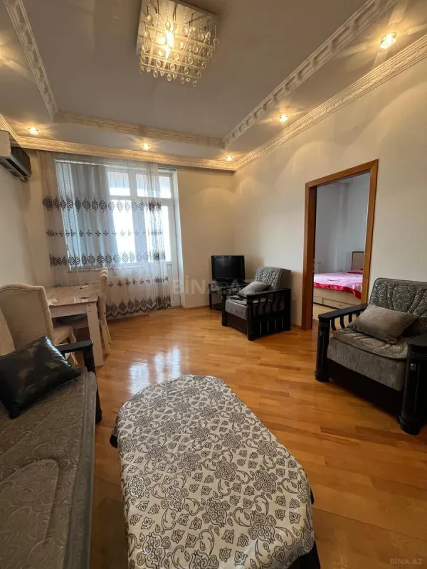 Kirayə verilir 2 otaqlı mənzil 5 m²