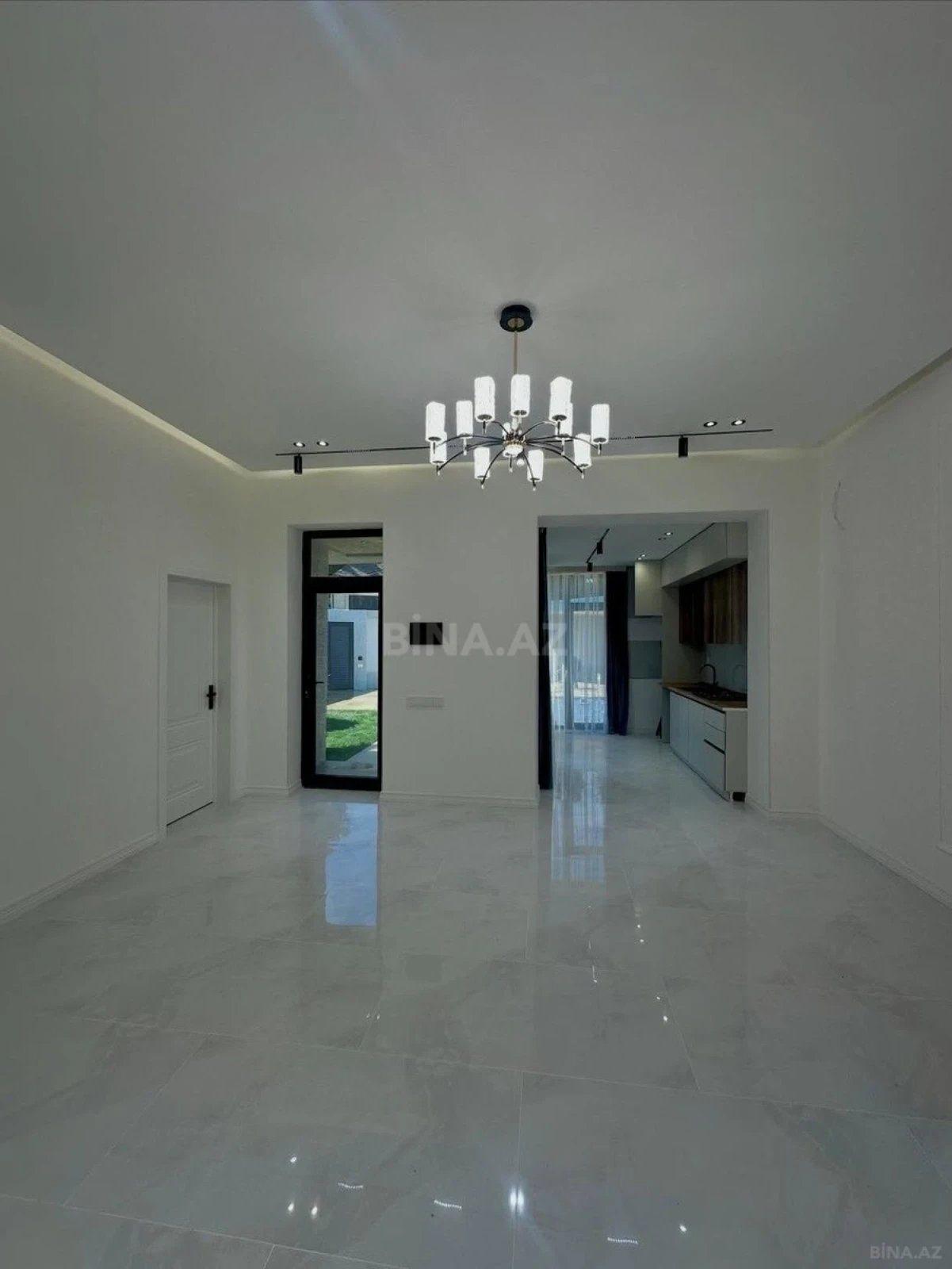 Satılır 4 otaqlı həyət evi 160 m²