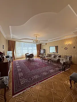 Satılır 4 otaqlı mənzil 195 m² — Bakı, Nəsimi 4 otaq 195.00 m²