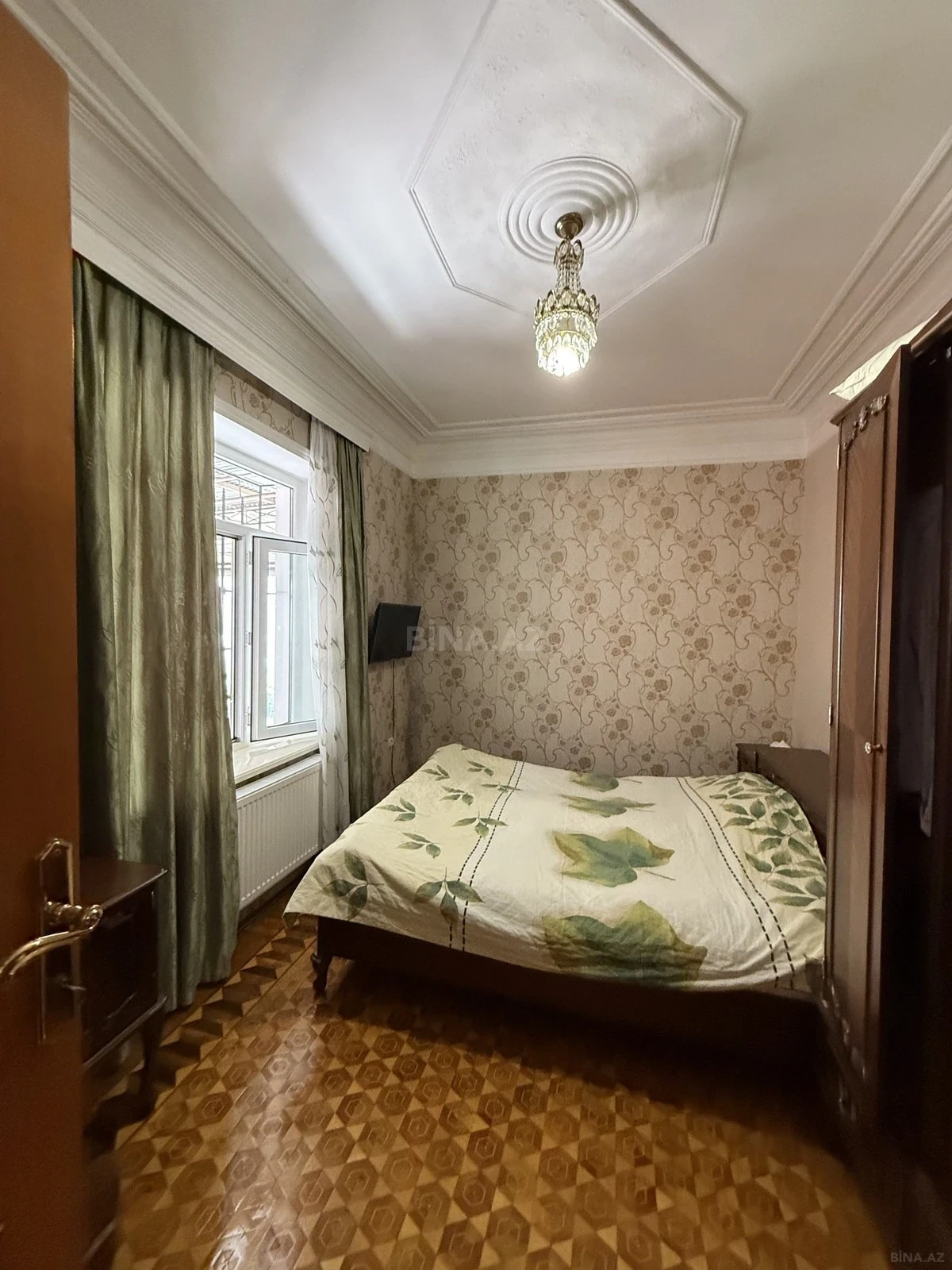 Satılır 5 otaqlı həyət evi 220 m²