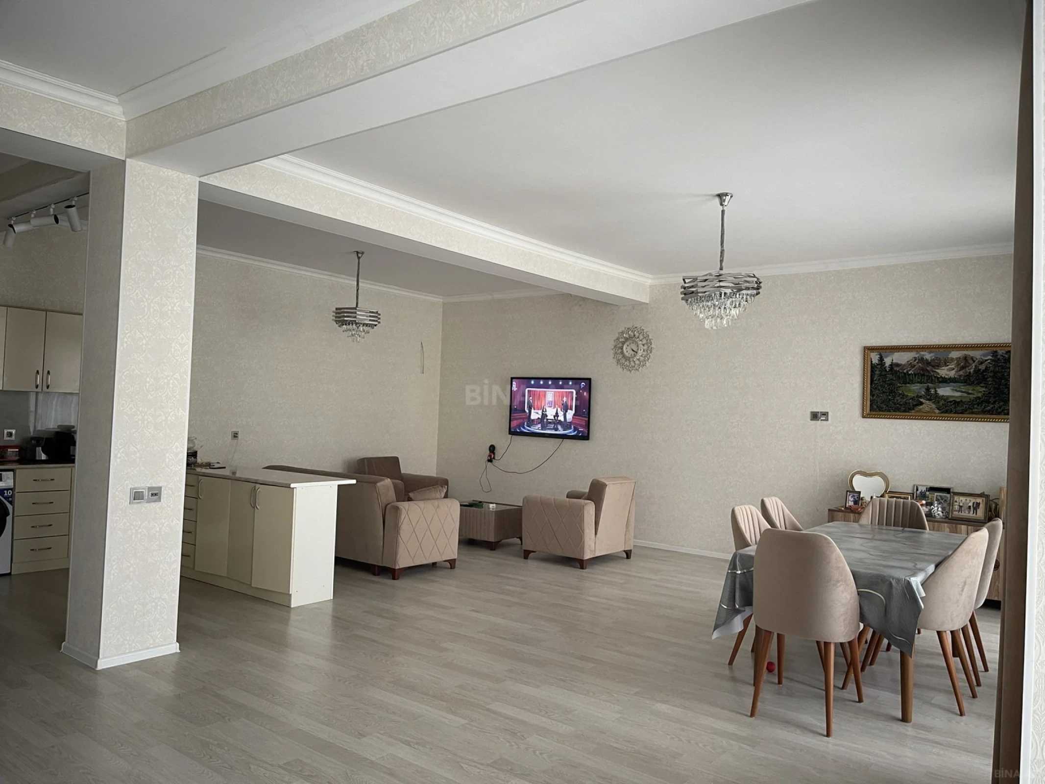 Satılır 4 otaqlı həyət evi 200 m²
