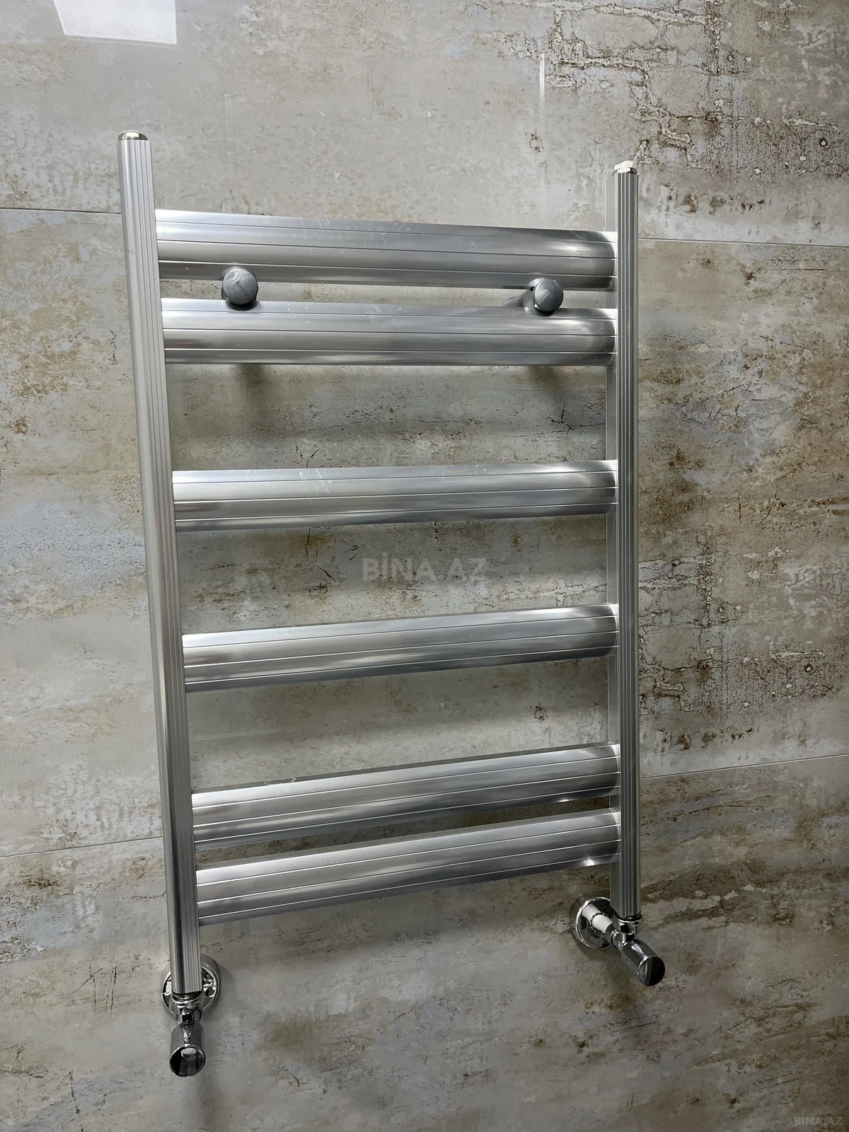 Satılır 2 otaqlı mənzil 67 m²
