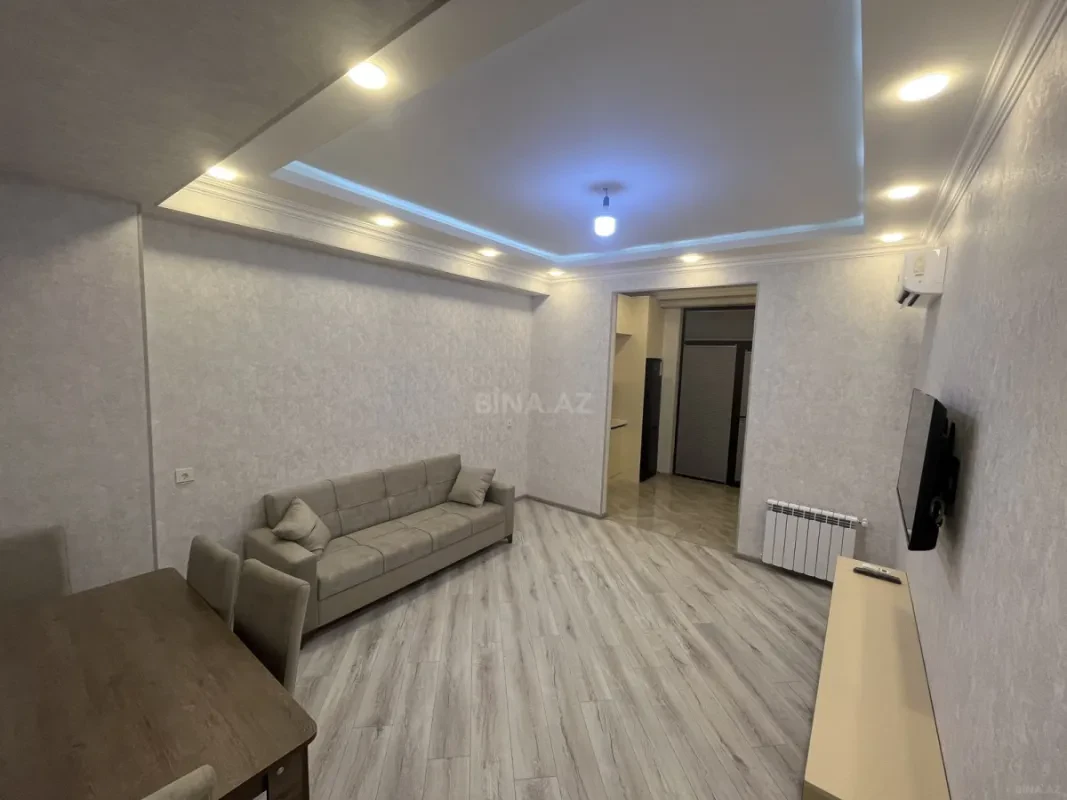 Satılır 2 otaqlı mənzil 67 m²