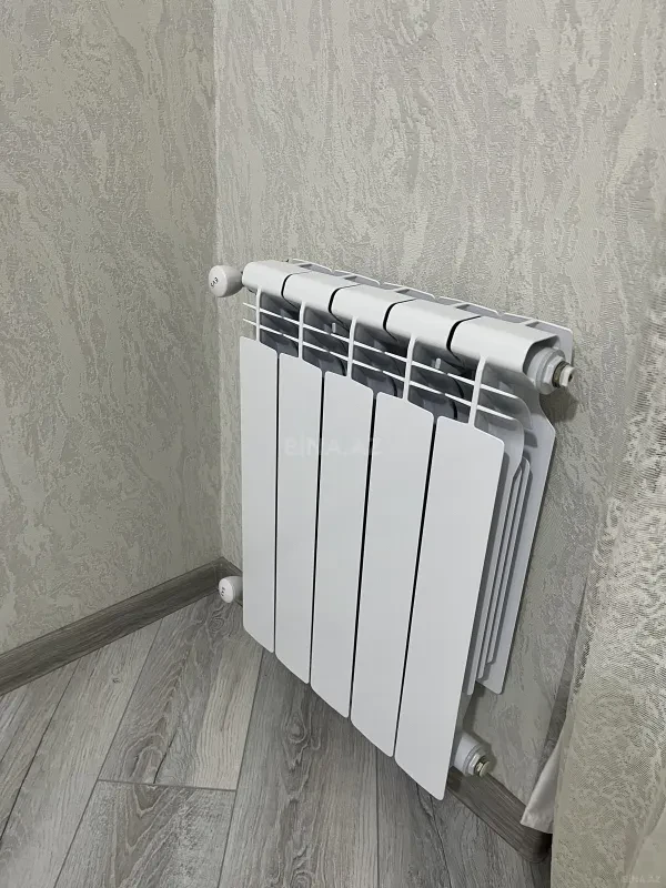 Satılır 2 otaqlı mənzil 67 m²