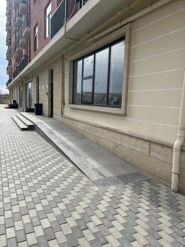Satılır 2 otaqlı mənzil 67 m²