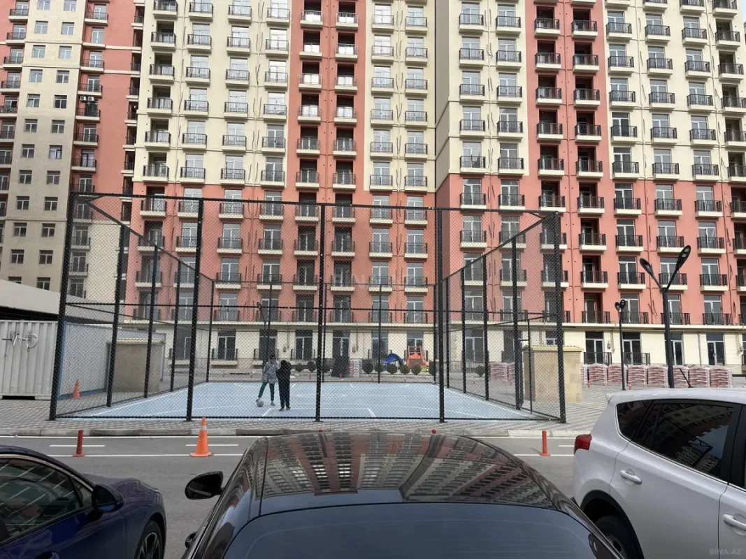 Satılır 2 otaqlı mənzil 67 m²