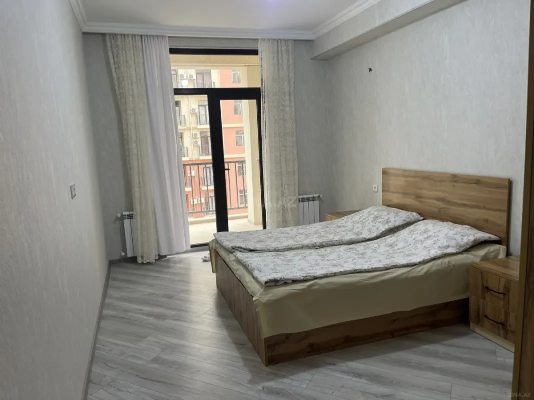 Satılır 2 otaqlı mənzil 67 m²