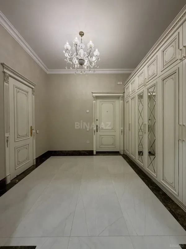 Kirayə verilir 3 otaqlı mənzil 105 m²