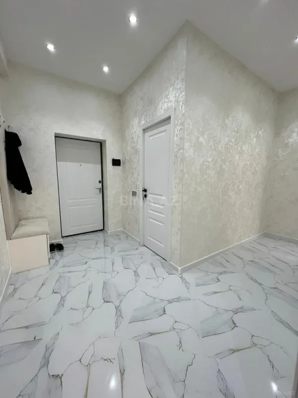 Satılır 2 otaqlı mənzil 59 m²