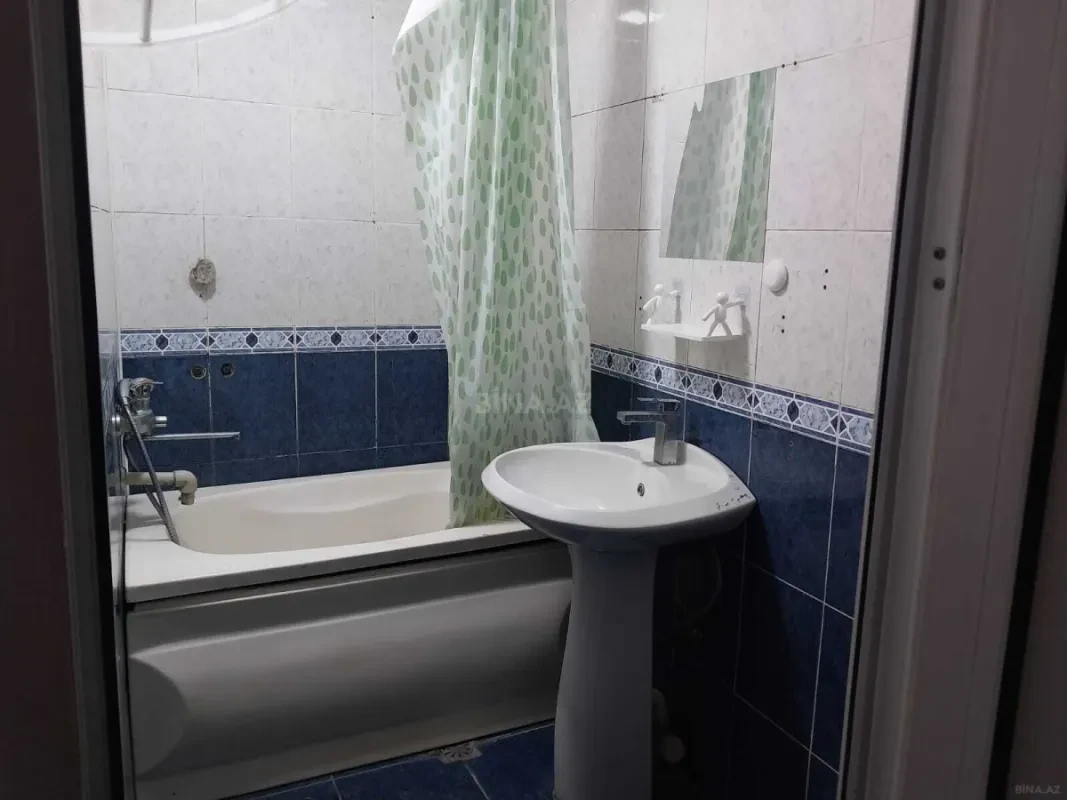 Kirayə verilir 2 otaqlı mənzil 56 m²