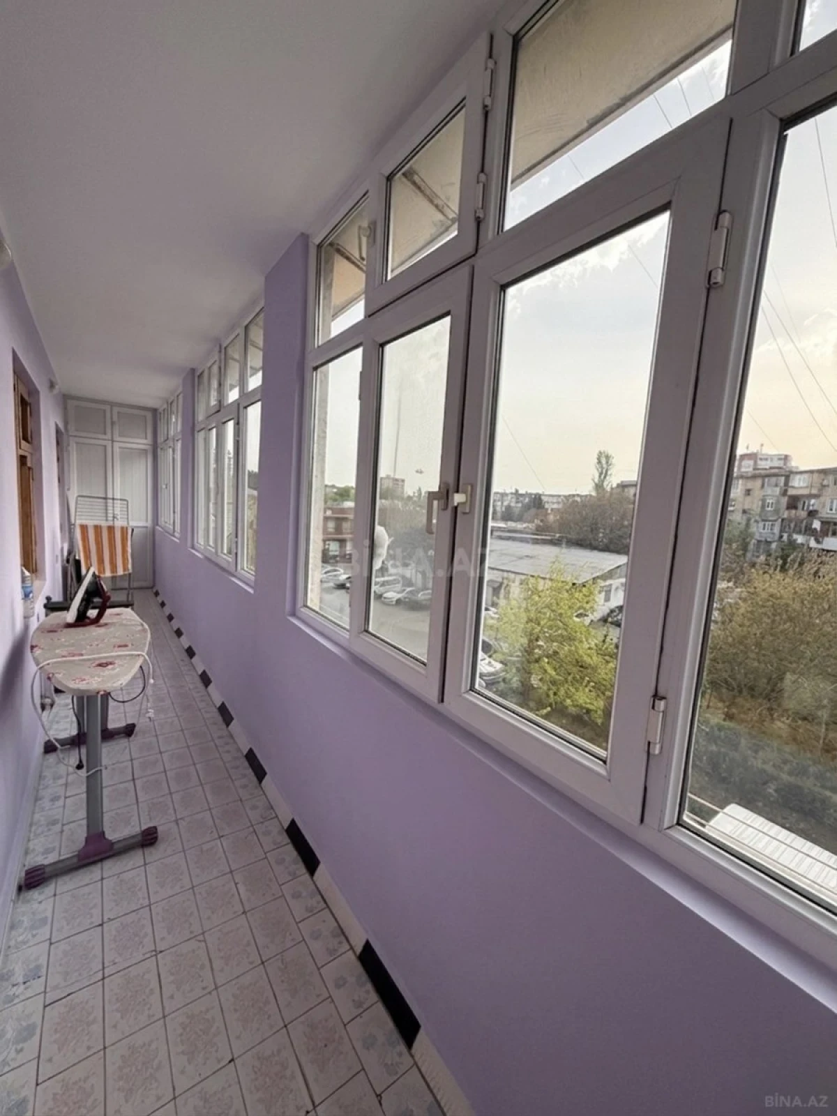Satılır 4 otaqlı mənzil 101 m²