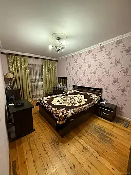 Satılır 4 otaqlı mənzil 101 m²