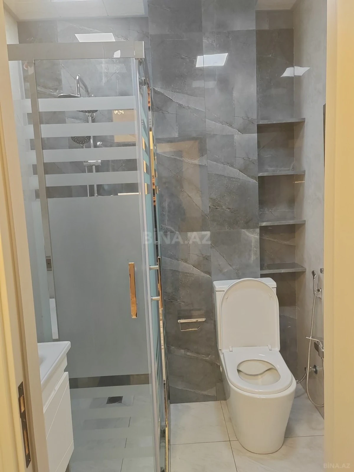 Kirayə verilir 1 otaqlı mənzil 45 m²