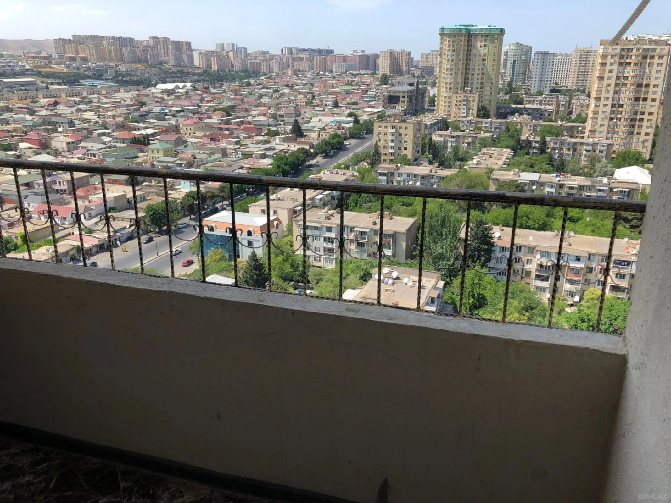 Kirayə verilir 3 otaqlı mənzil 140 m²