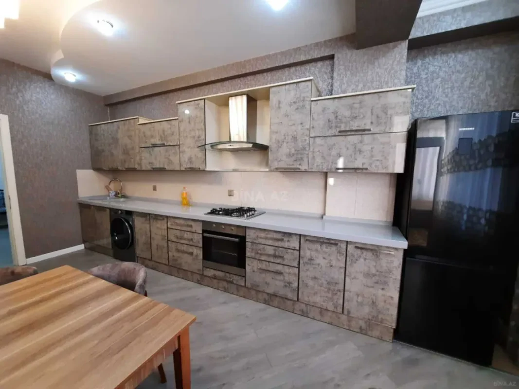Satılır 2 otaqlı mənzil 85 m²