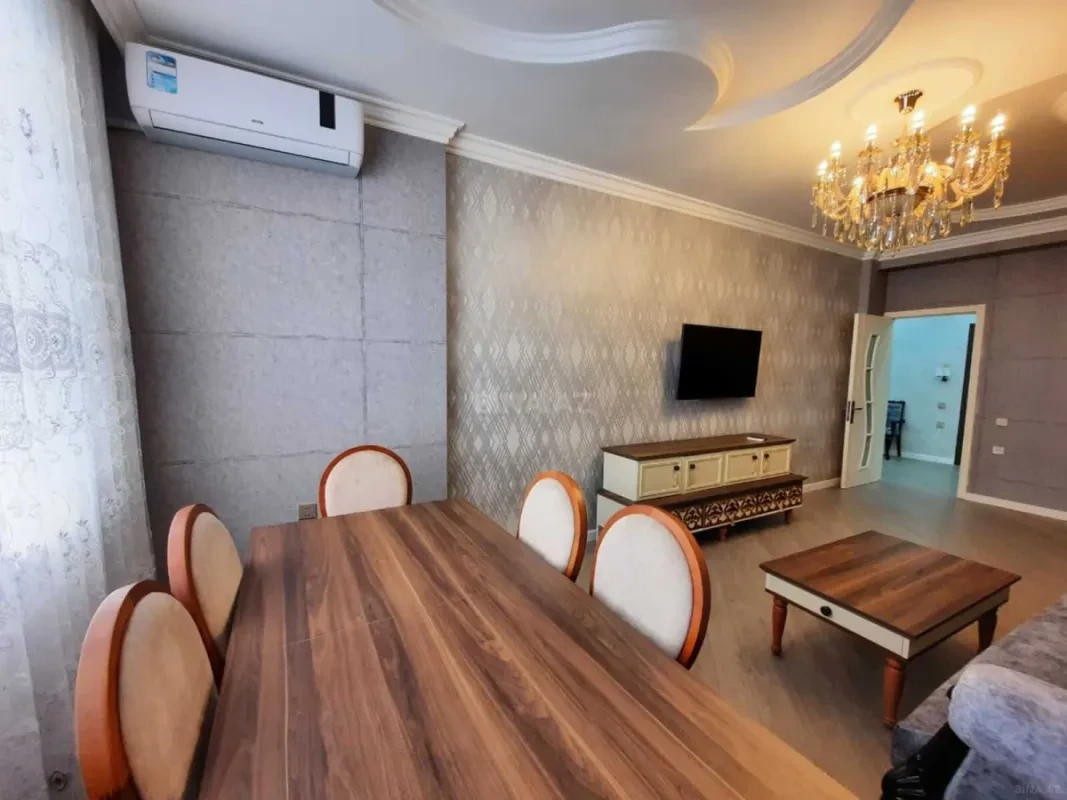 Satılır 2 otaqlı mənzil 85 m²