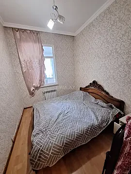 Kirayə verilir 2 otaqlı mənzil 70 m²