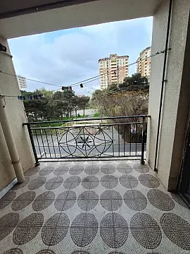 Kirayə verilir 2 otaqlı mənzil 70 m²