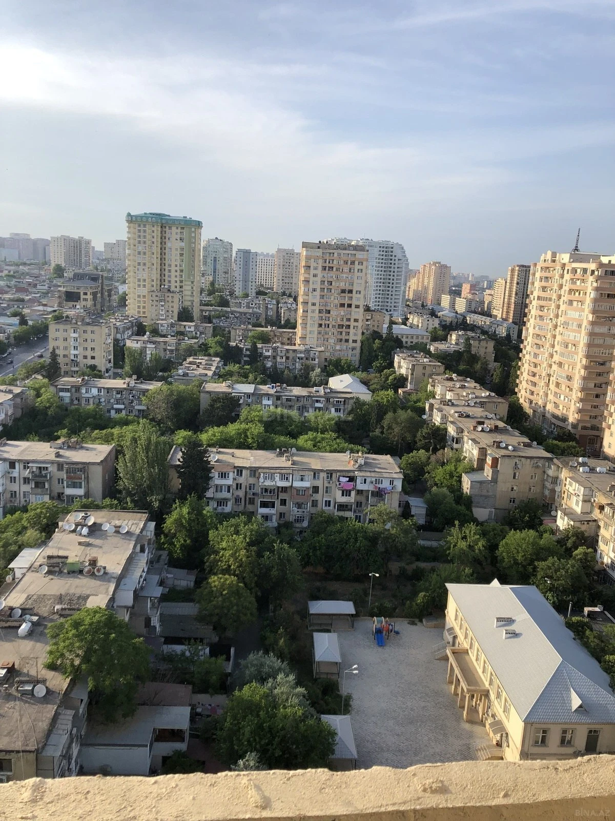 Kirayə verilir 3 otaqlı mənzil 100 m²