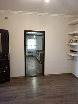Satılır 3 otaqlı həyət evi 70 m²