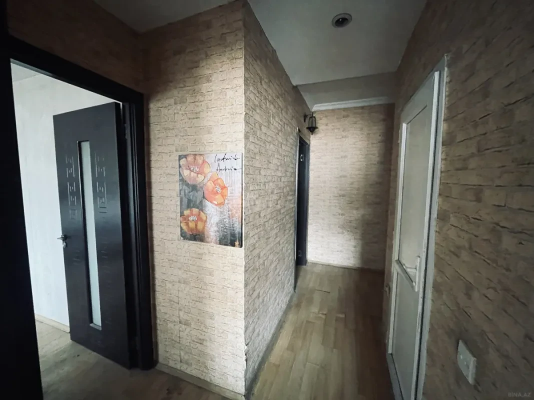 Kirayə verilir 2 otaqlı mənzil 60 m²