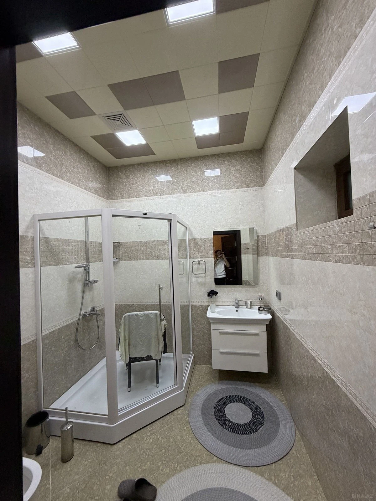Satılır 7 otaqlı həyət evi 600 m²