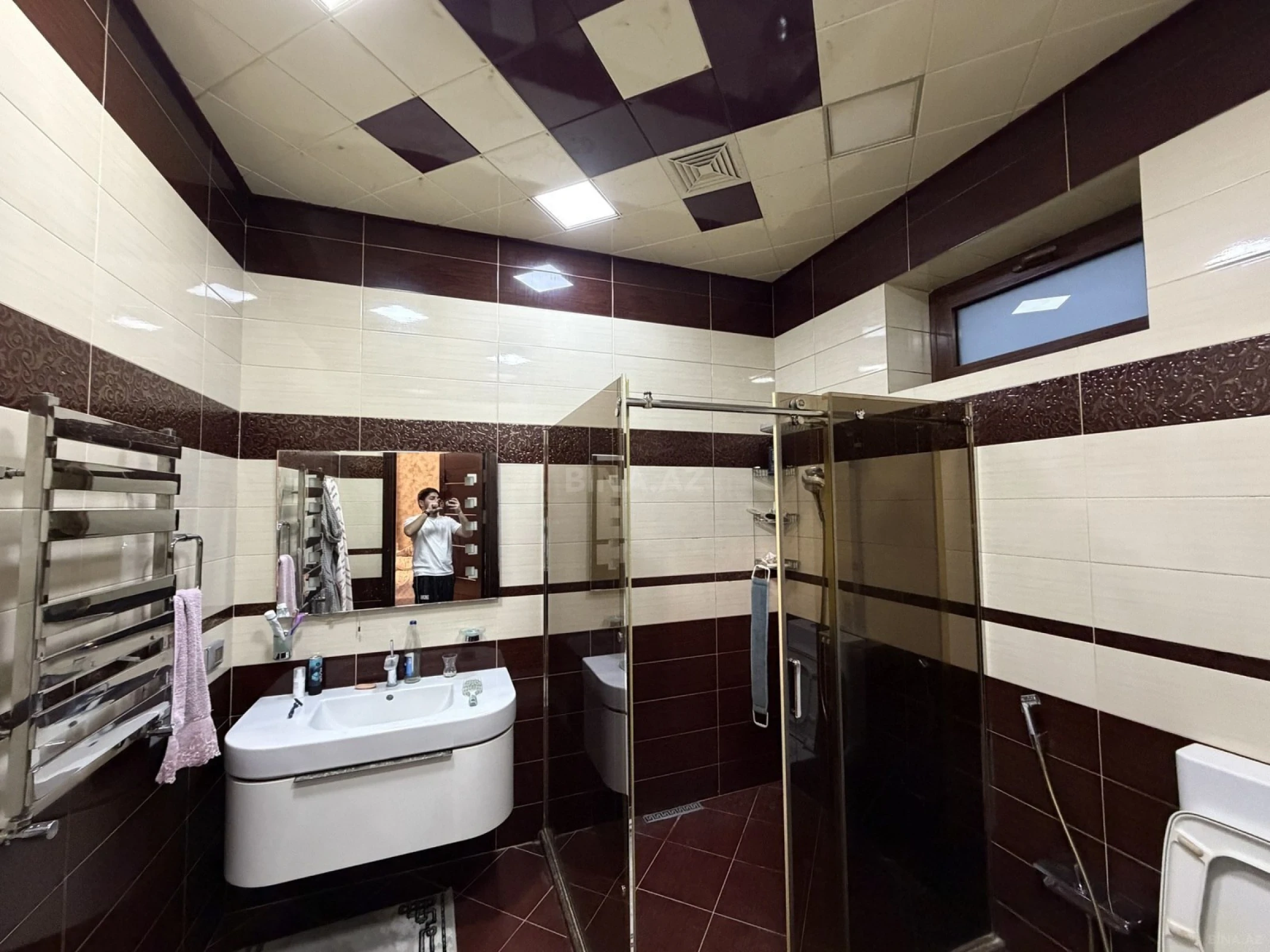 Satılır 7 otaqlı həyət evi 600 m²