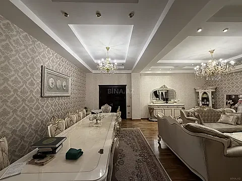 Satılır 7 otaqlı həyət evi 600 m²