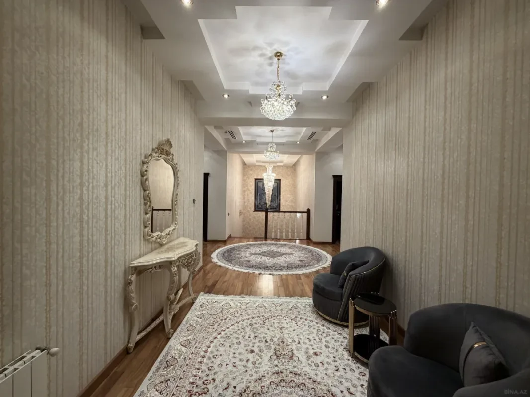 Satılır 7 otaqlı həyət evi 600 m²