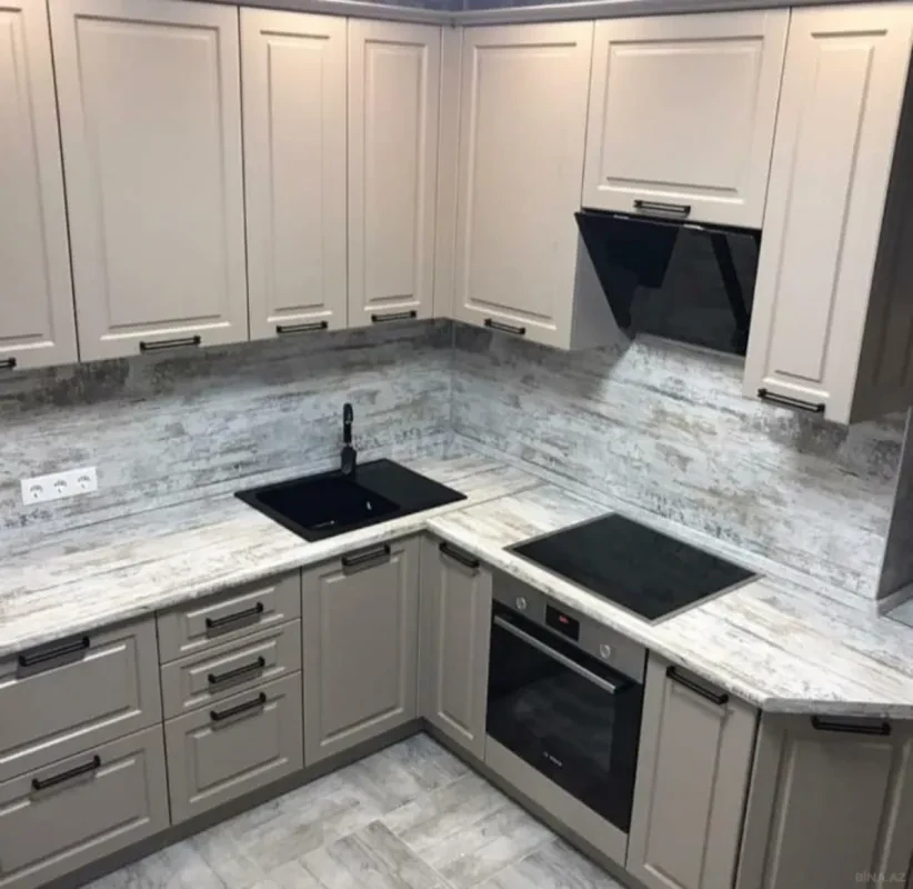 Satılır 2 otaqlı mənzil 60 m²