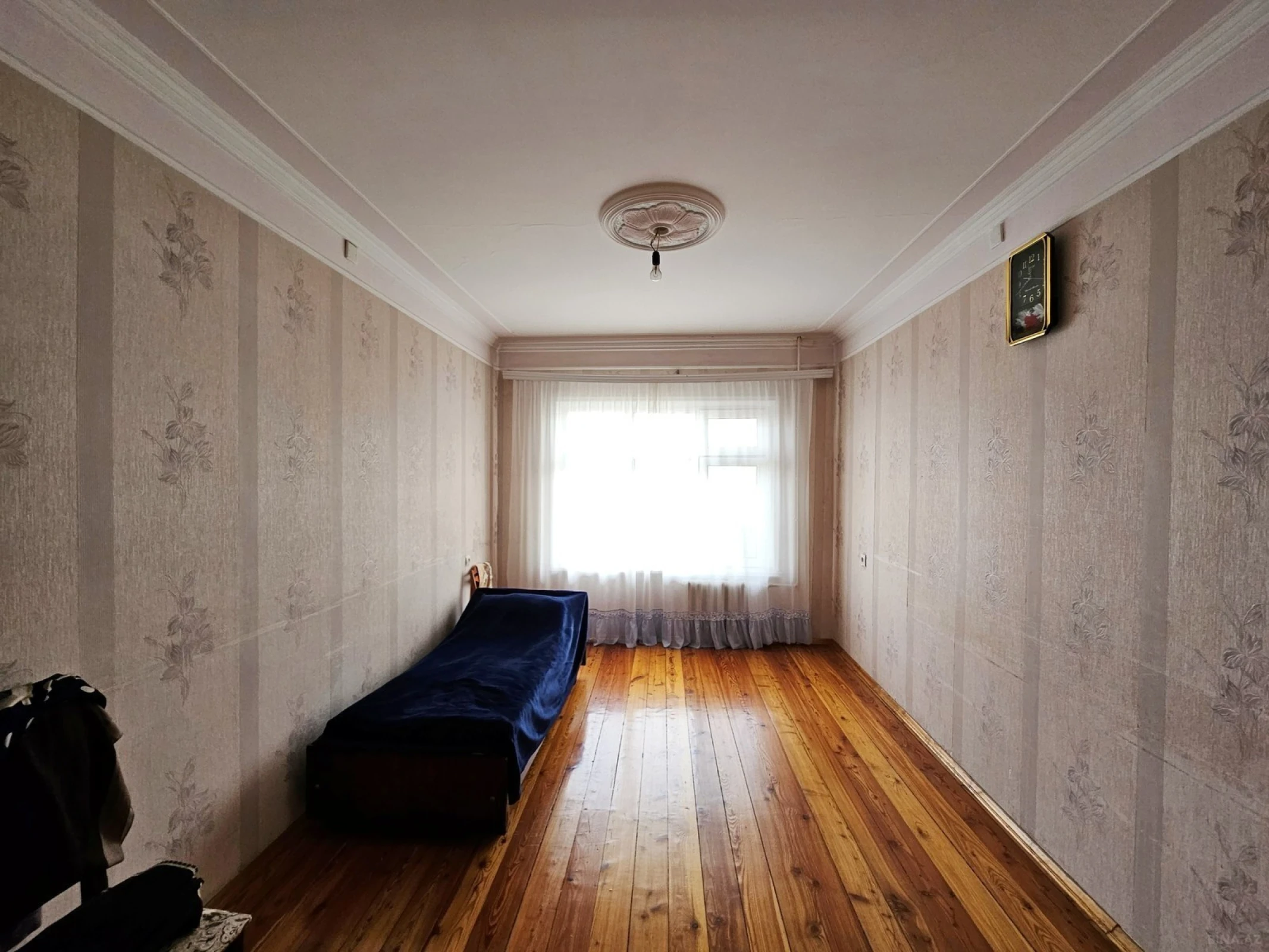 Satılır 4 otaqlı mənzil 110 m²