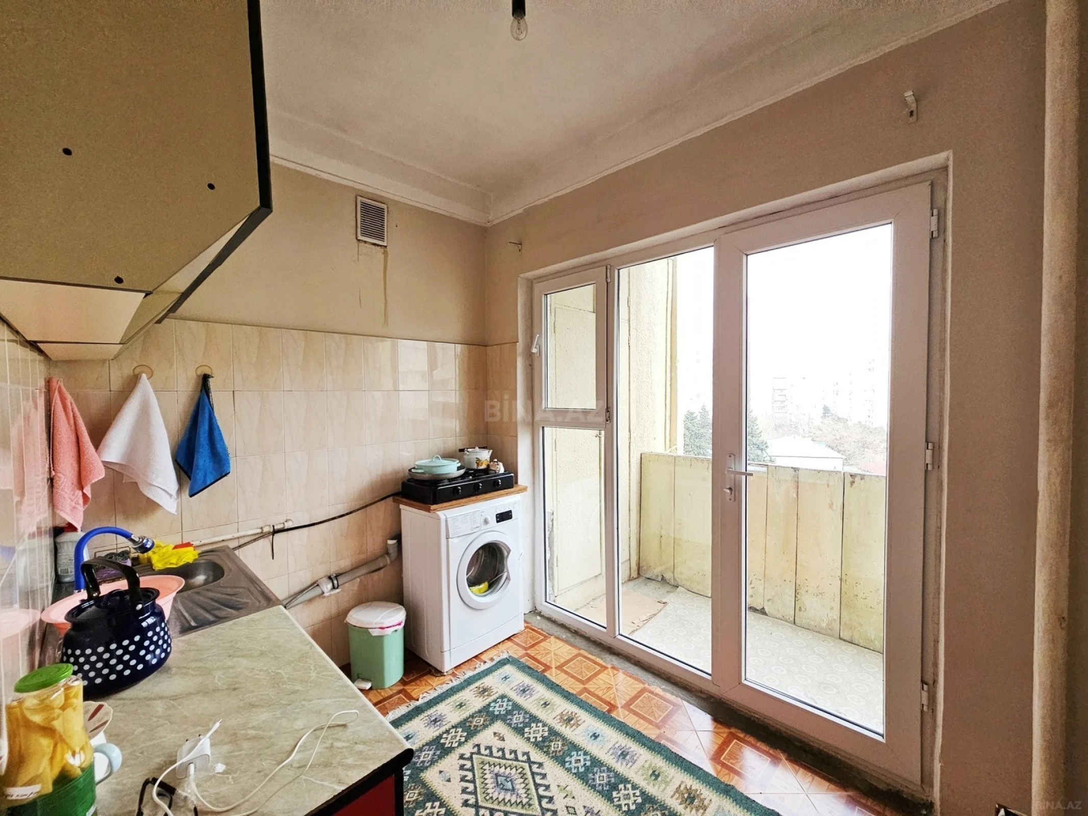 Satılır 4 otaqlı mənzil 110 m²
