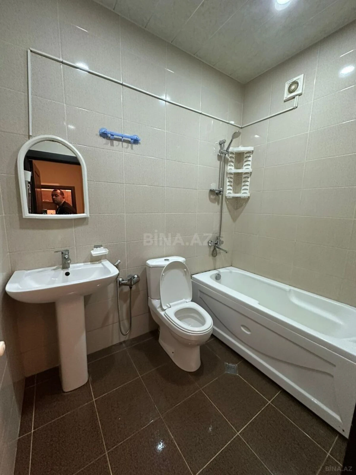 Kirayə verilir 2 otaqlı mənzil 50 m²