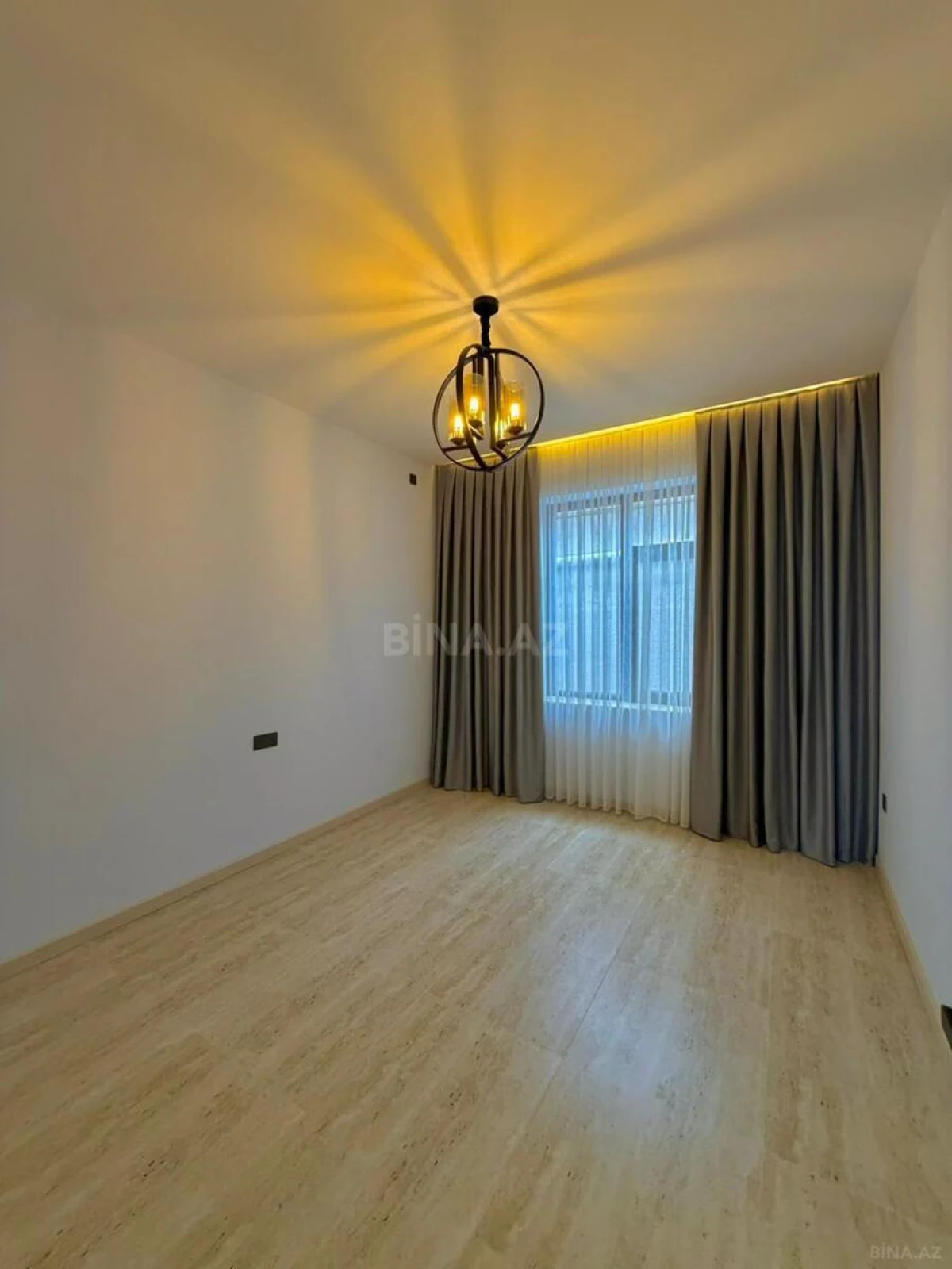 Satılır 4 otaqlı həyət evi 160 m²