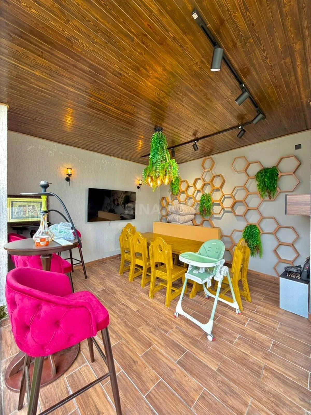 Satılır 4 otaqlı həyət evi 220 m²