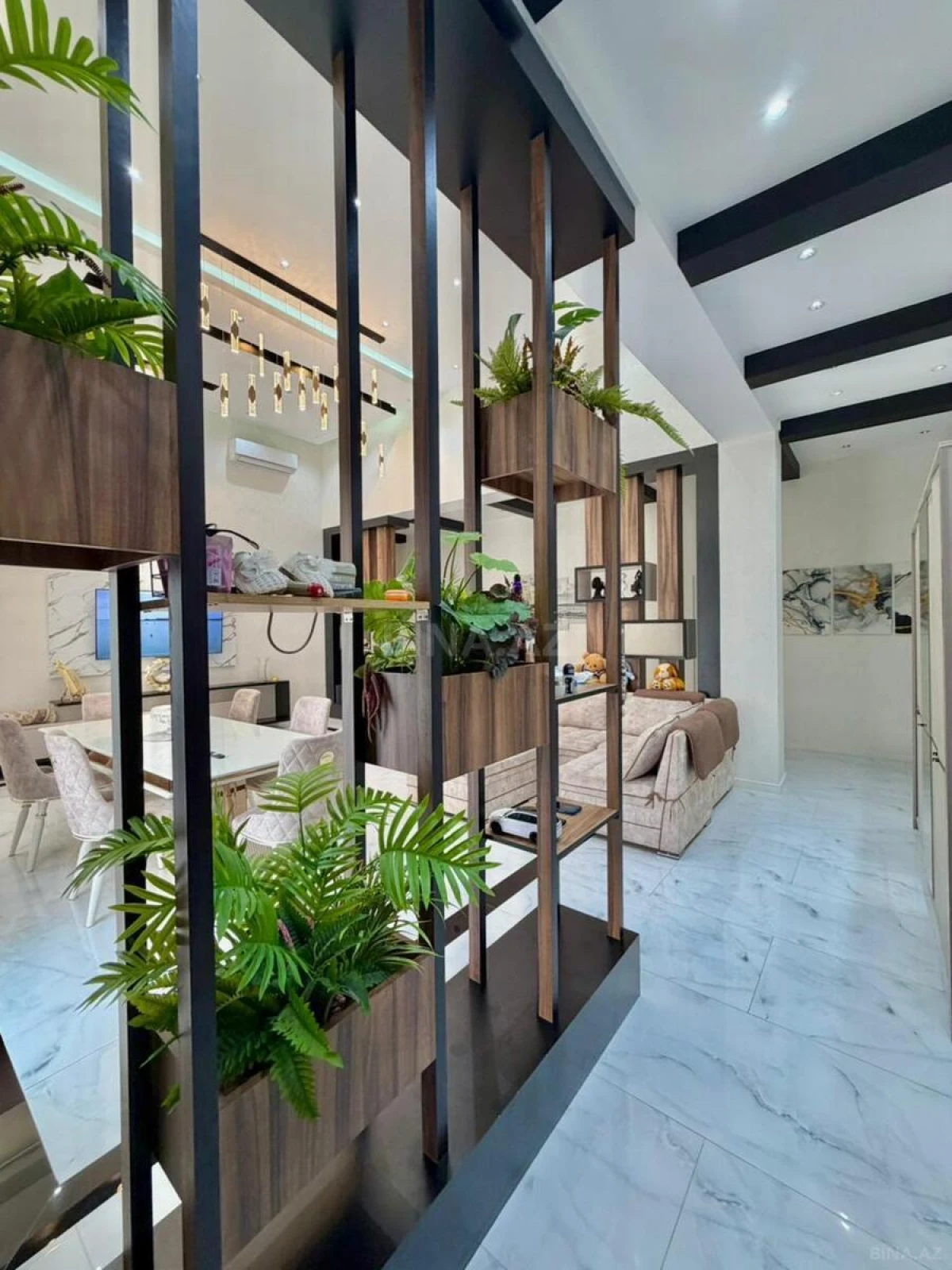 Satılır 4 otaqlı həyət evi 220 m²