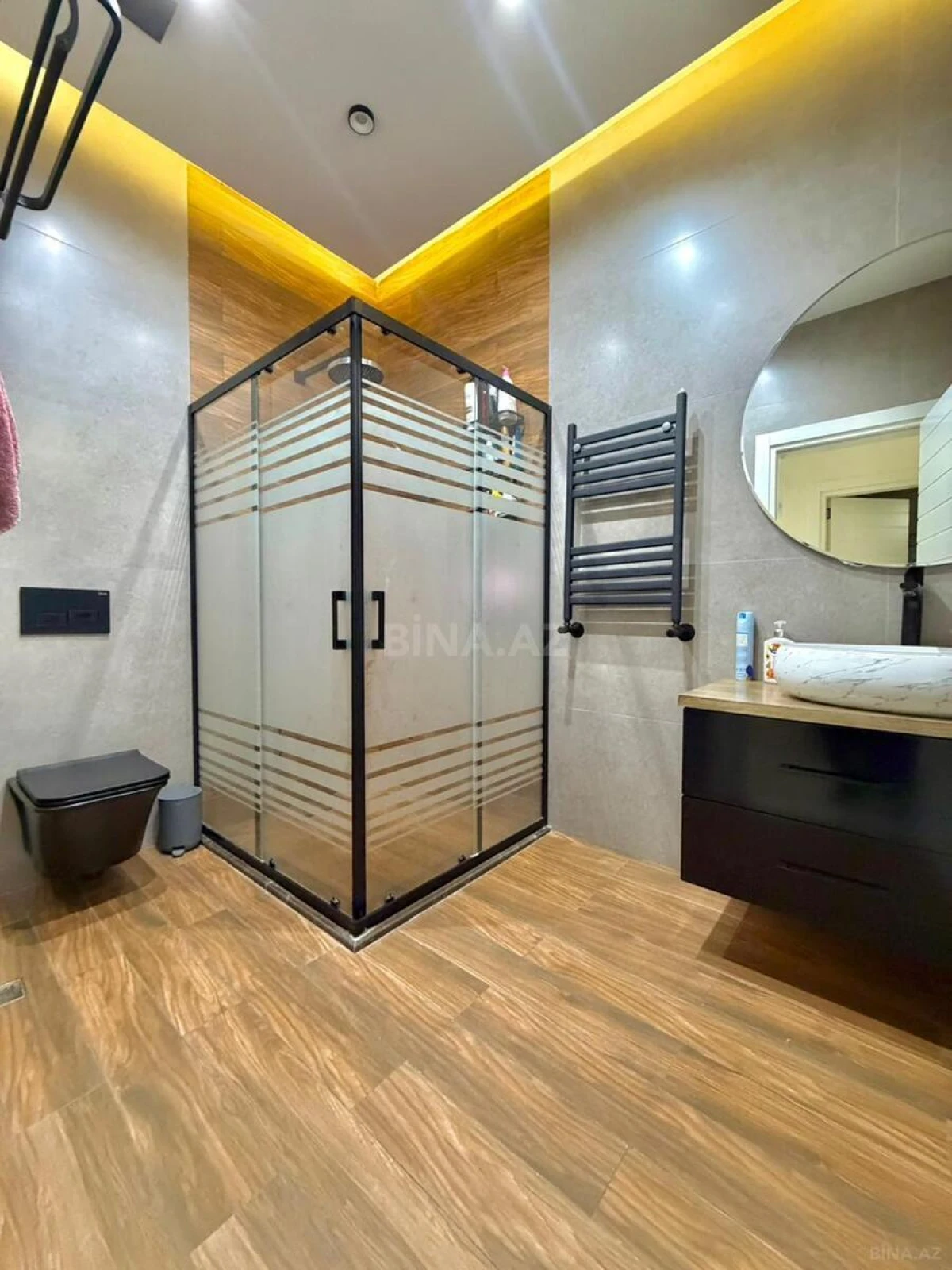 Satılır 4 otaqlı həyət evi 220 m²