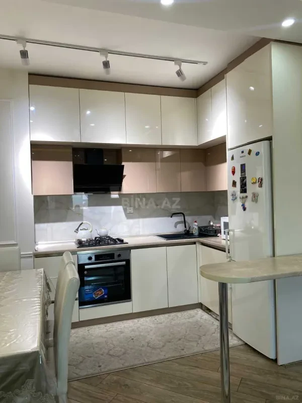 Kirayə verilir 3 otaqlı mənzil 85 m²