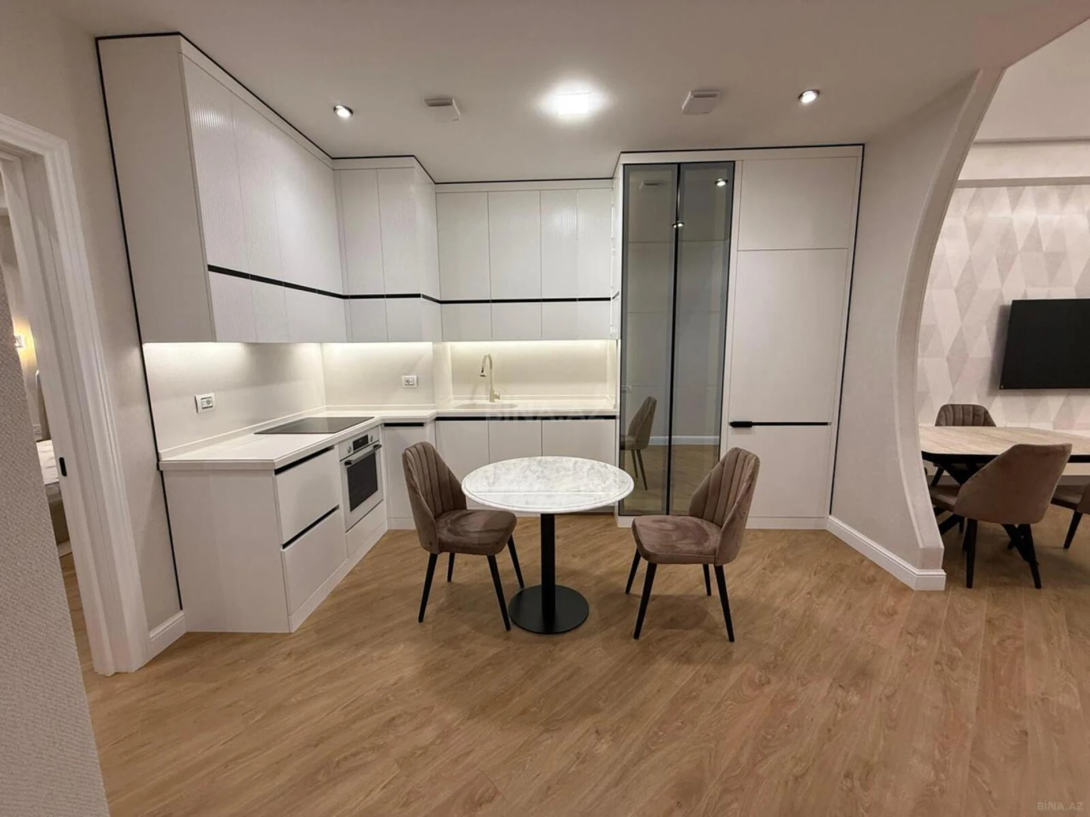 Kirayə verilir 3 otaqlı mənzil 100 m²