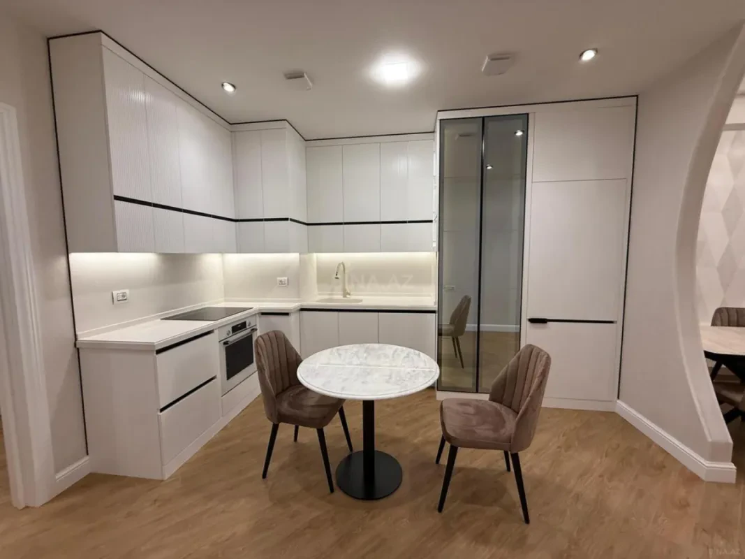 Kirayə verilir 3 otaqlı mənzil 100 m²