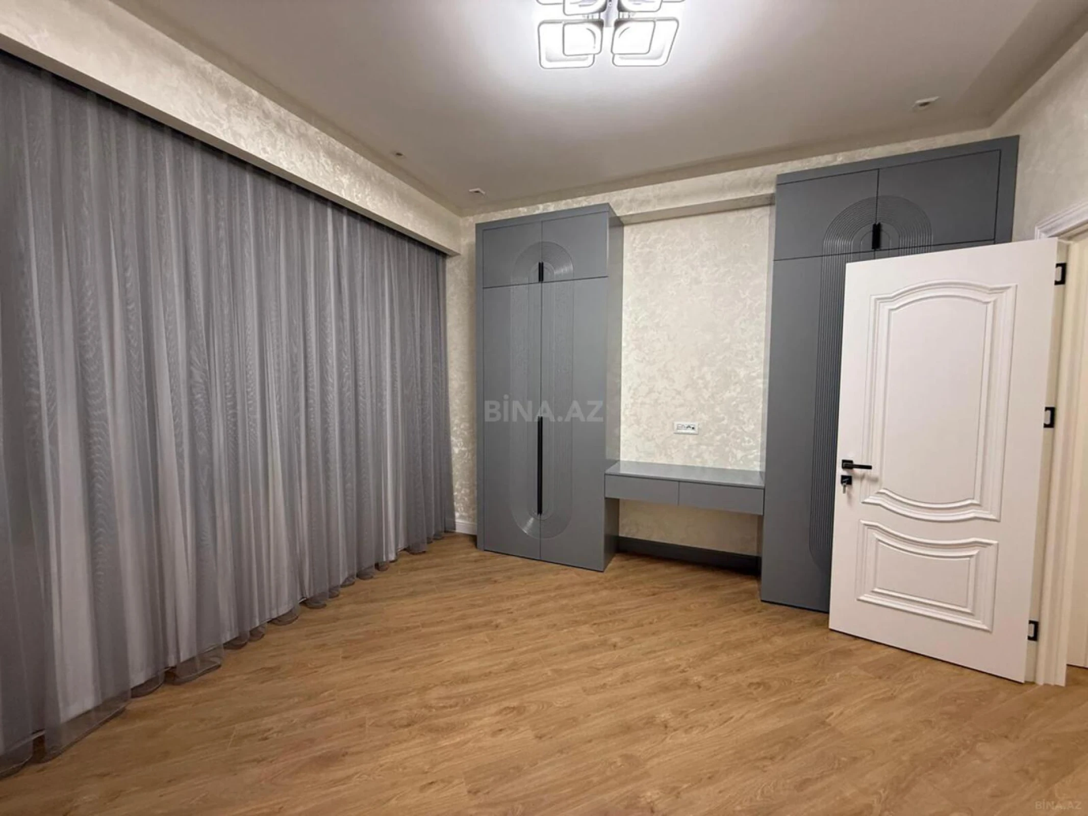 Kirayə verilir 3 otaqlı mənzil 100 m²