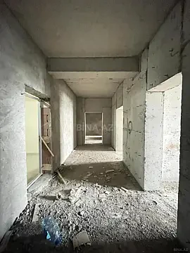 Satılır 4 otaqlı mənzil 164 m²