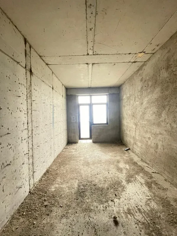 Satılır 4 otaqlı mənzil 164 m²
