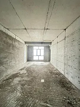 Satılır 4 otaqlı mənzil 164 m²