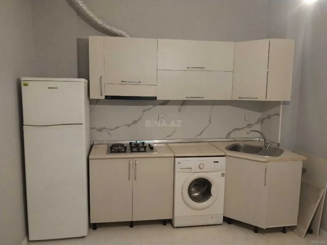 Kirayə verilir 2 otaqlı mənzil 69 m²