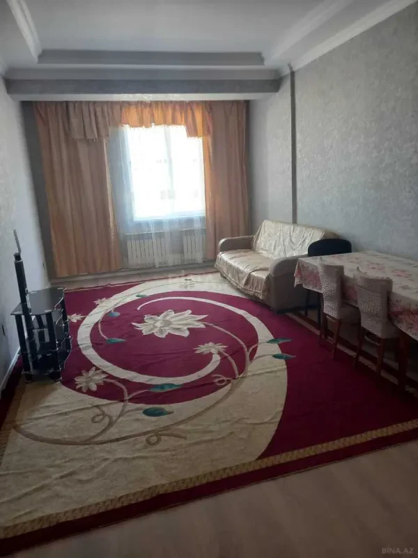 Kirayə verilir 2 otaqlı mənzil 69 m²