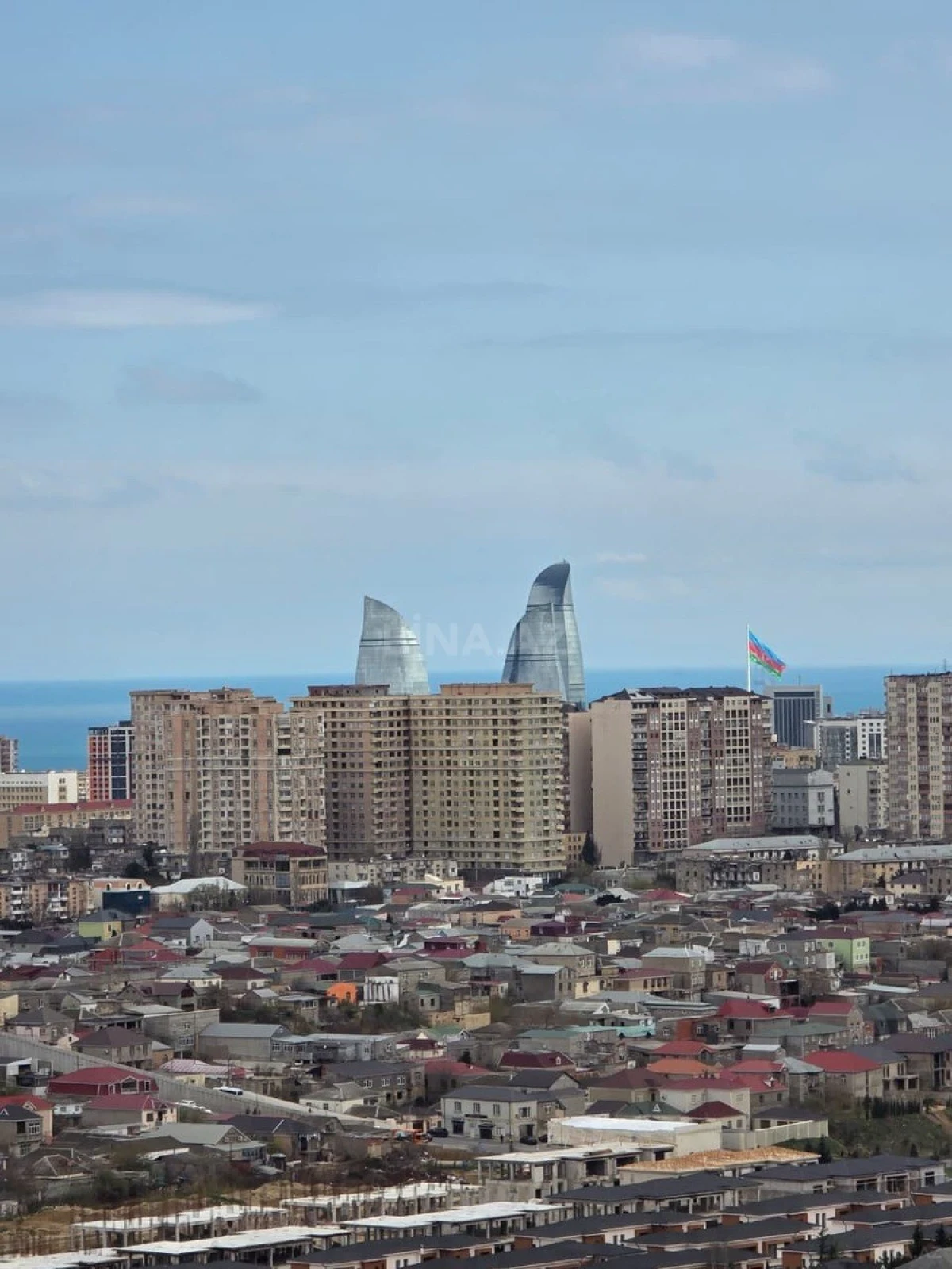 Satılır 2 otaqlı mənzil 150 m²