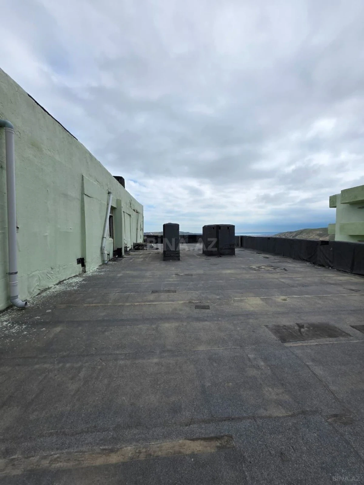 Satılır 2 otaqlı mənzil 150 m²